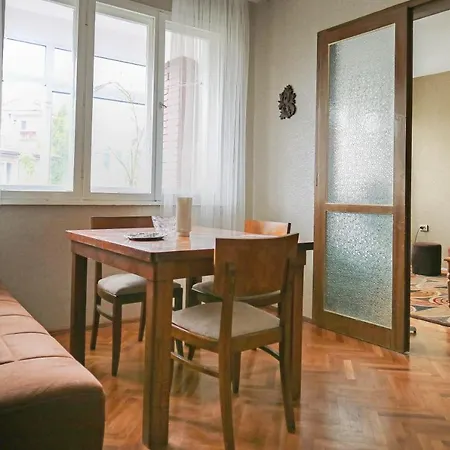Doc's Family In The Heart Of The * Veliko Tarnovo